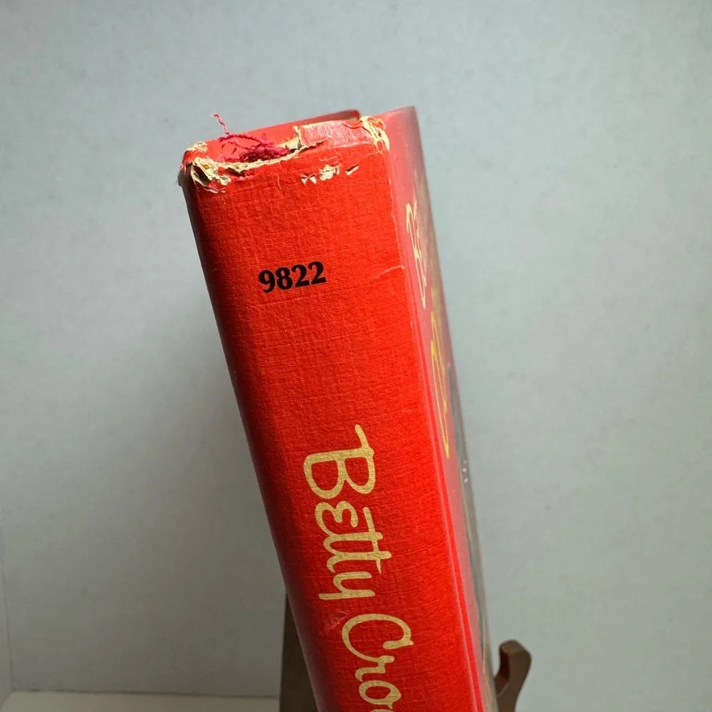 Vintage 1972 Betty Crocker‘s Red Pie Cookbook Textbook Style - Picture 5 of 6